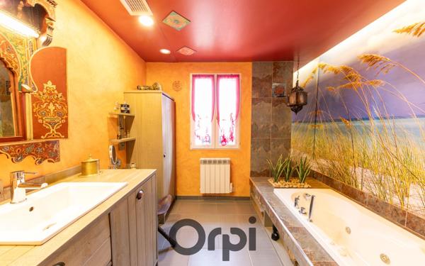 Maison à vendre    3 pièces • 101 m2 Bages