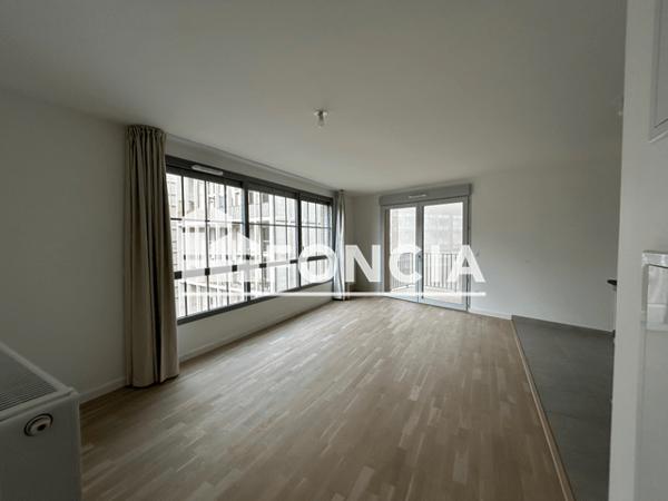 Location Appartement 4 pièces 83.8 m² - 2 SENTE MARCELLE LARIGAUDIERE Bordeaux 33100