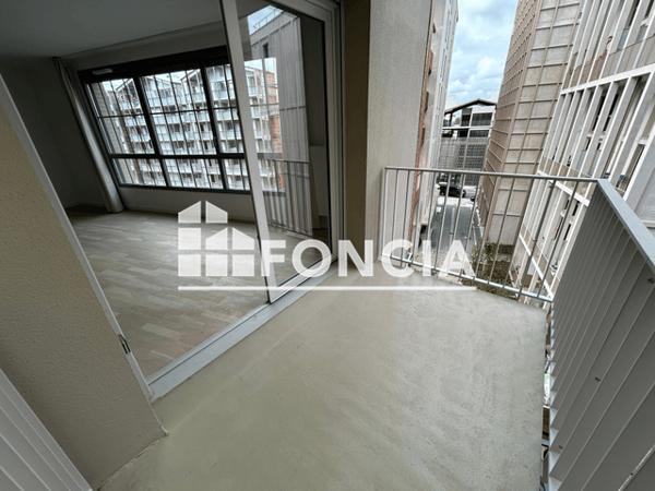 Location Appartement 4 pièces 83.8 m² - 2 SENTE MARCELLE LARIGAUDIERE Bordeaux 33100