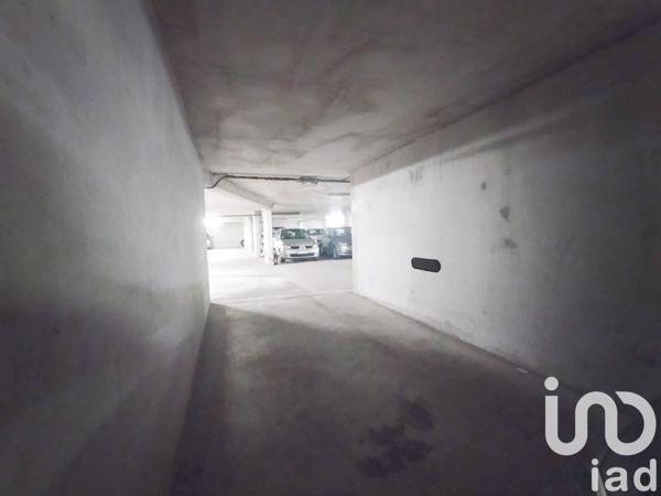 Parking à vendre 12 m² Courbevoie