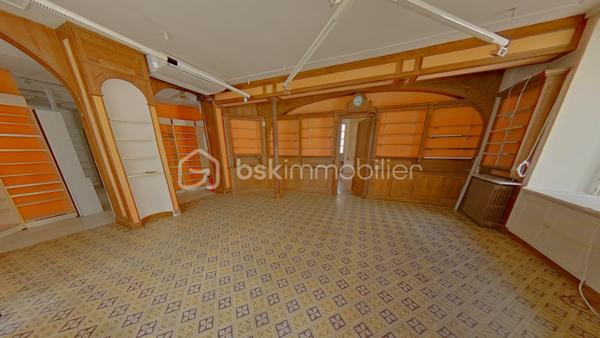 Immeuble mixte de 303 m²