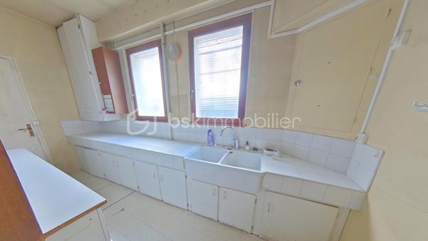 Immeuble mixte de 303 m²