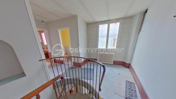 Immeuble mixte de 303 m²