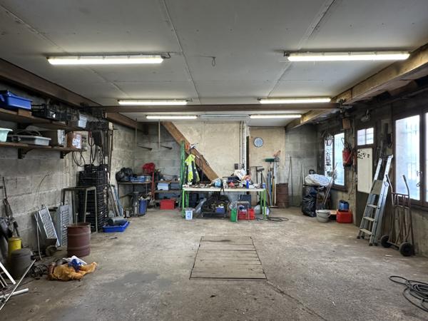 Broué (28410) Maison 5 pièces - Sous-sol total et atelier indépendant