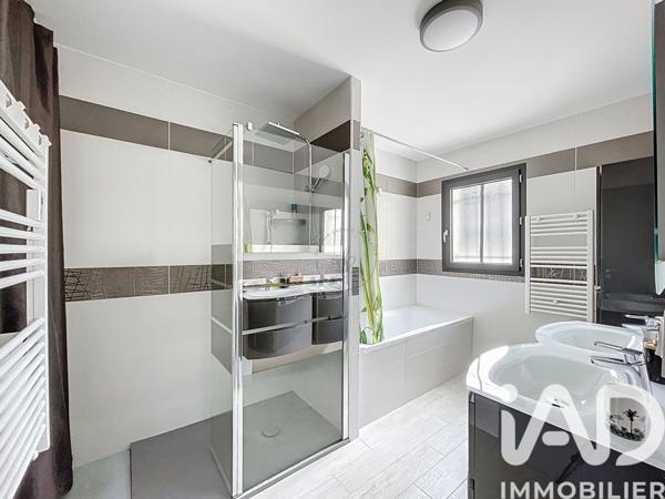 Maison à vendre 6 pièces 123,19 m² Agde