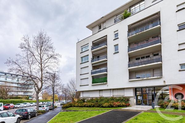 Appartement T3 à vendre  3 pièces - 68,50 m2 GRENOBLE - 38