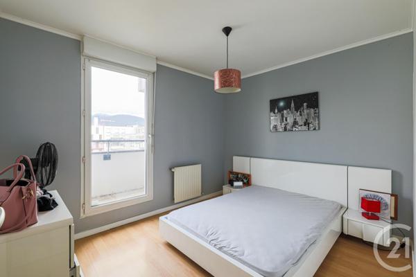 Appartement T3 à vendre  3 pièces - 68,50 m2 GRENOBLE - 38