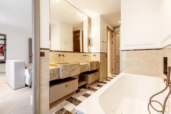 Appartement Paris 16e - VICTOR HUGO