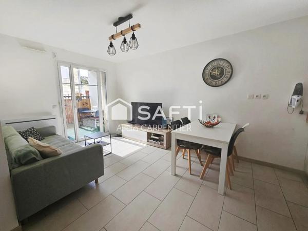 Appartement entièrement rénové avec ascenseur, au pied des commerces, des écoles et de la ligne G