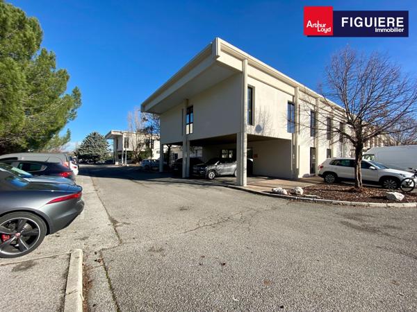 BUREAUX AMÉNAGÉS ET CLIMATISÉS À LOUER