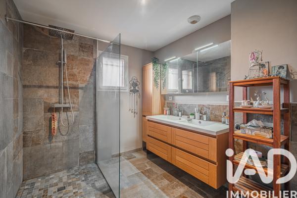 Maison à vendre 6 pièces 166 m² Morestel