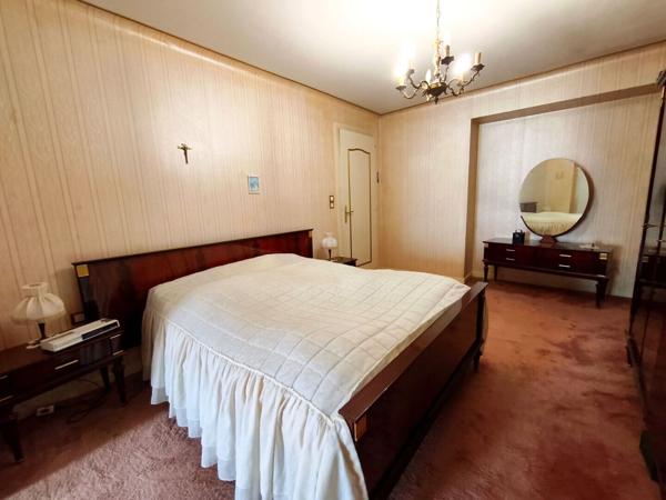 Maison de 174.65 m² habitables sur un terrain de 23.91 ares