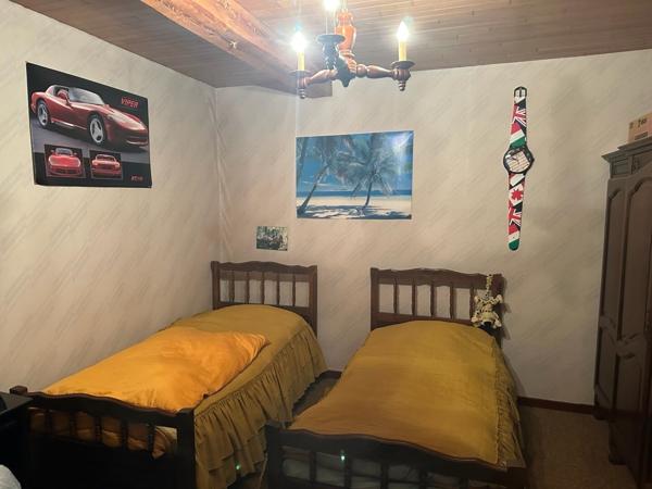 Maison de 174.65 m² habitables sur un terrain de 23.91 ares