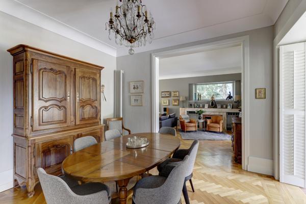 Maison 8 pièce(s) 6 chambre(s) 350 m²