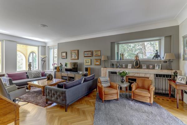 Maison 8 pièce(s) 6 chambre(s) 350 m²