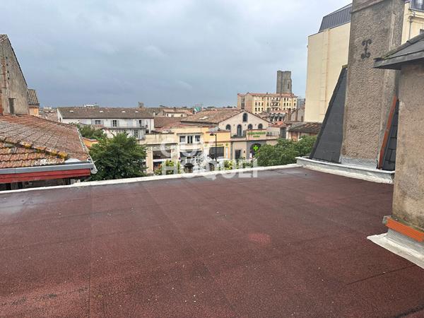 Demeure de Caractère 800 m² habitables environ sur terrain 1.355 m² Centre Ville