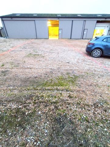 Local Commercial 1 pièce - 81 m² Exclusivité efficity