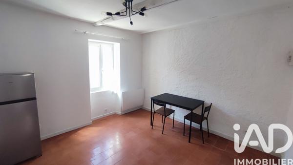 Immeuble à vendre 79 m² Saint-Cannat