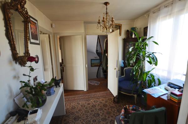 Dans le centre de Château Thierry, à vendre maison anncienne de 6 pièces