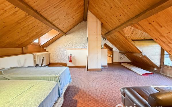 Maison à vendre    8 pièces •  Ambleville