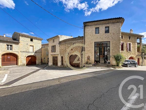 Maison à vendre  9 pièces - 281 m 2   UZES  - 30