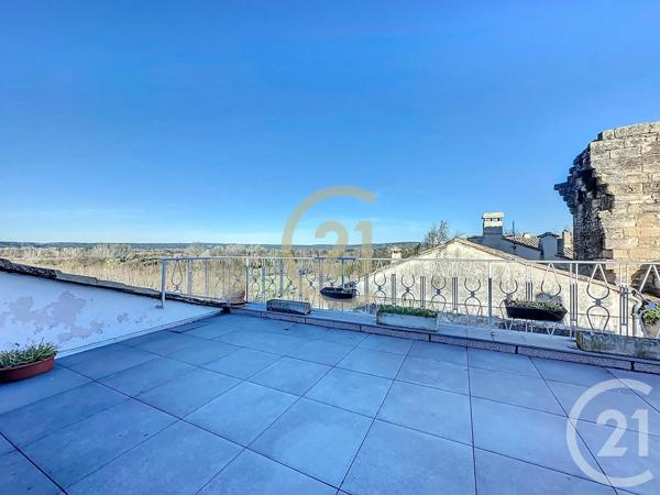 Maison à vendre  9 pièces - 281 m 2   UZES  - 30