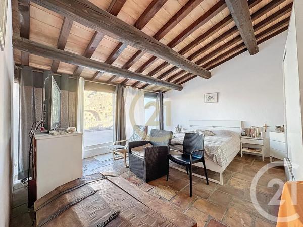Maison à vendre  9 pièces - 281 m 2   UZES  - 30