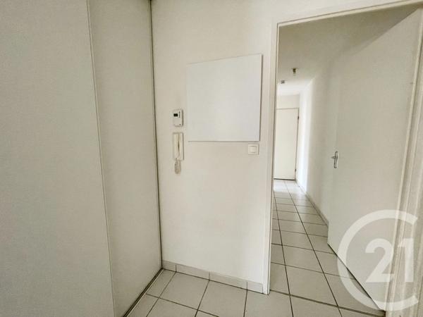 Appartement T3 à vendre  3 pièces - 68 m 2   ST LYS  - 31