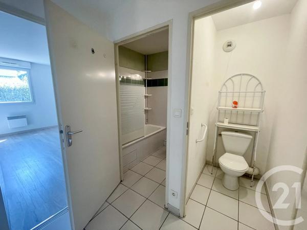 Appartement T3 à vendre  3 pièces - 68 m 2   ST LYS  - 31