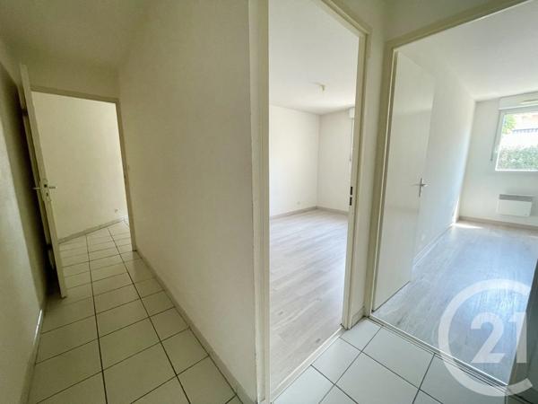 Appartement T3 à vendre  3 pièces - 68 m 2   ST LYS  - 31