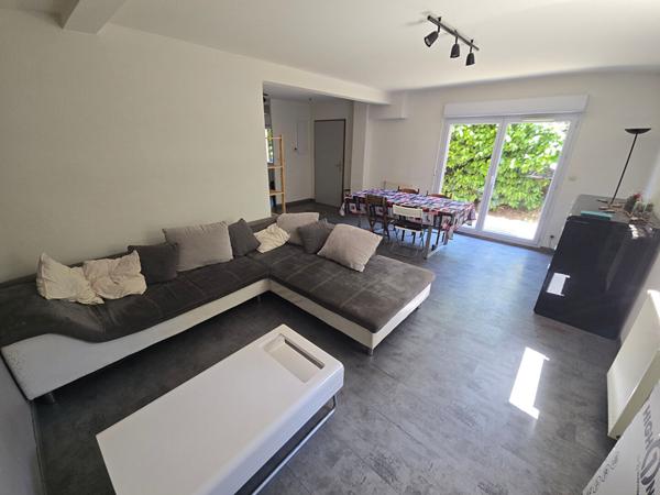 Appartement Toulouse T4 87.17 m2 avec jardin privatif et 2 places de parking au pied du tramway