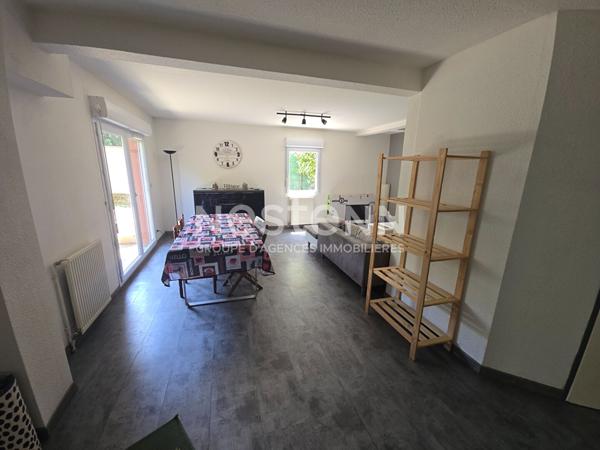 Appartement Toulouse T4 87.17 m2 avec jardin privatif et 2 places de parking au pied du tramway