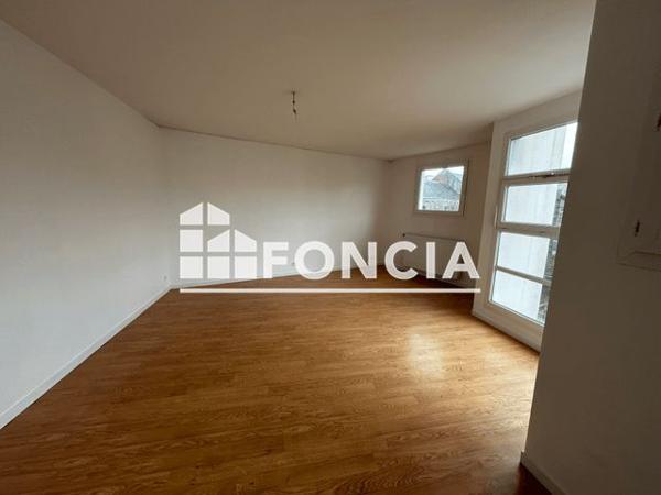 Location Appartement 4 pièces 75.7 m² - 19 RUE MARIA CHAPDELAINE Brest 29200