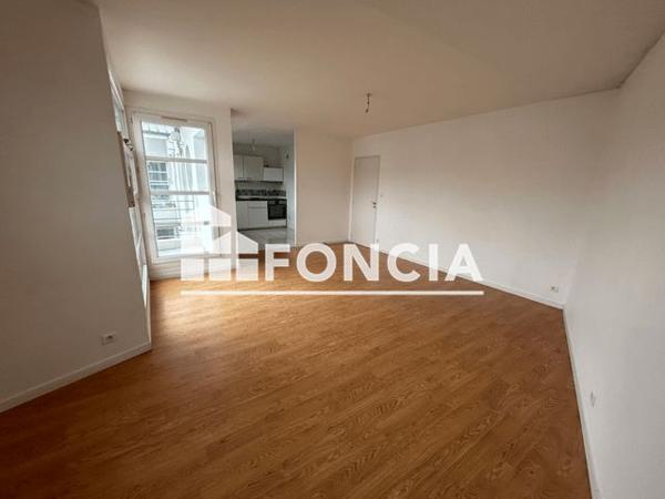 Location Appartement 4 pièces 75.7 m² - 19 RUE MARIA CHAPDELAINE Brest 29200