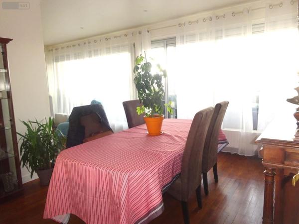 Appartement à vendre à Nogent-le-Rotrou dans l'Eure-et-Loir (28400), ref : NOG 1030