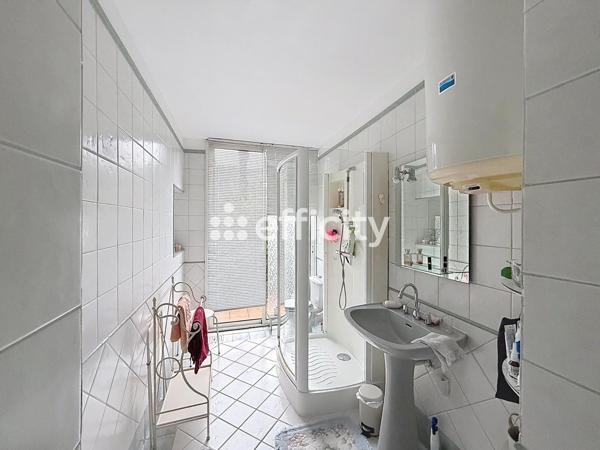 Maison
         6 pièces
        - 155 m² Exclusivité 185 000 €*