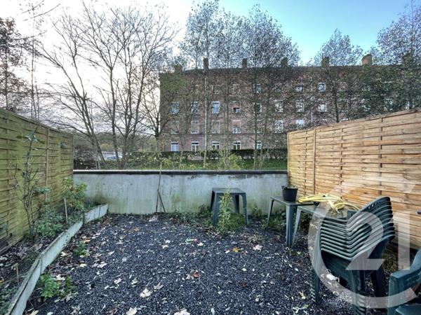 Immeuble à vendre  120 m2 GUISE - 02