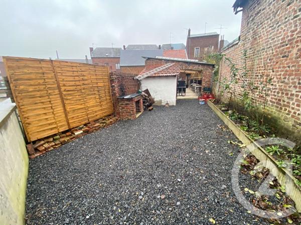 Immeuble à vendre  120 m2 GUISE - 02