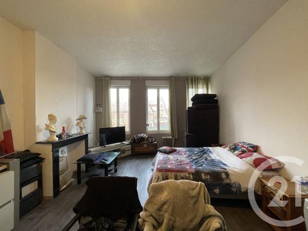 Immeuble à vendre  120 m2 GUISE - 02