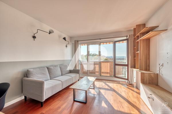 Appartement Rueil Malmaison 4 pièce(s) 76.39 m2 €450 000 ** - Référence 19453