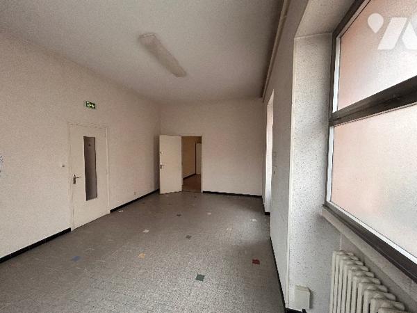 Découvrez cet appartement de 41.03 m² Loi Carrez situé à Bourgoin-Jallieu.