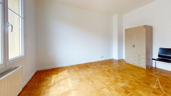 Appartement Grenoble 1 pièce 33 m2