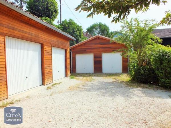 Location parking Agen (47000)