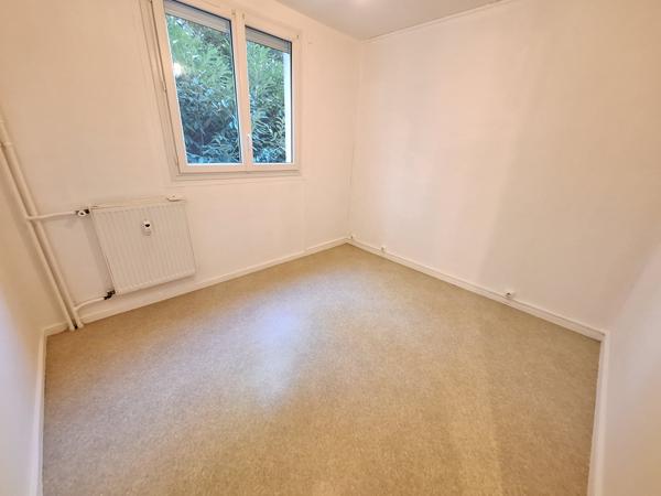 Beauvais (60000) Appartement trois pièces avec cave