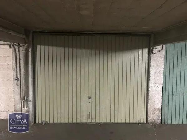 Parking à vendre 16m² Cannes (06400)