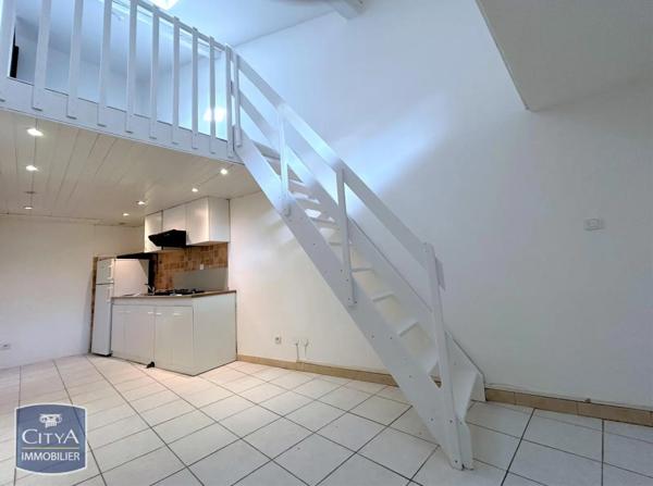 Appartement à louer 1 pièce 24.83m²