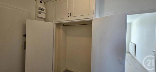 Appartement F3 à vendre  3 pièces - 65,39 m 2   MONTLUCON  - 03