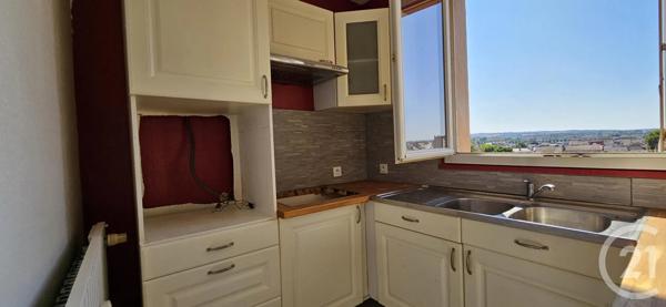 Appartement F3 à vendre  3 pièces - 65,39 m 2   MONTLUCON  - 03