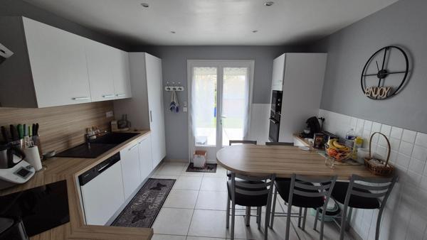 Maison à ALENCON, 61000 - 6 pièces 100m²