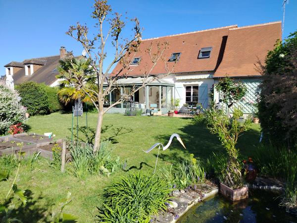 Maison Saint Avertin 6 pièce(s)108 m² avec véranda de 18m² et jardin paysager